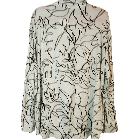 Sugarlips Dalton Boyfriend Button Down Shirt Pale Blue Women's Medium New NWT - Picture 2 of 8